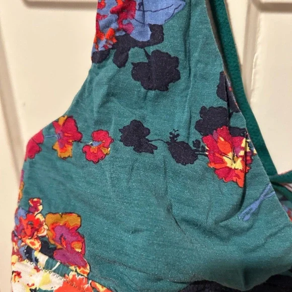 Anthropologie bralette in EUC. Size small. - Picture 2 of 5